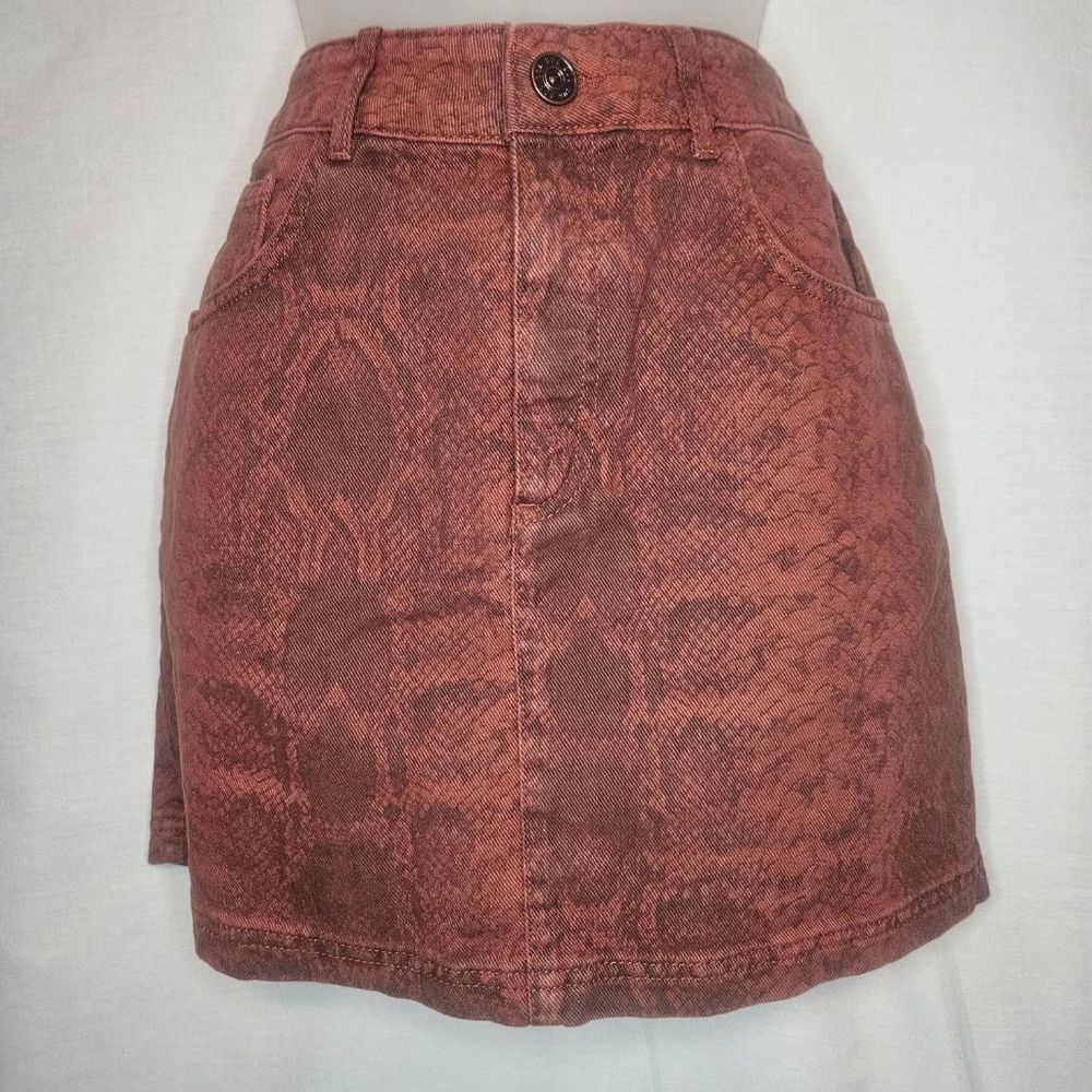Urban Outfitters BDG Brick Snake Print Denim Mini NWT Skirt LG Waist 15" Retired
